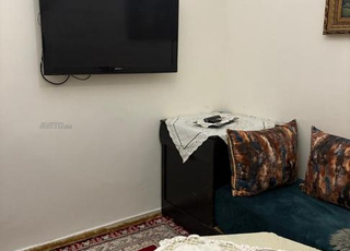 Salon à vendre, encore propre, bienvenue aux intéressés