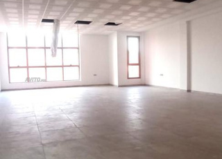 مكتب بمساحة 71 متر مربع للبيع في حي Hivernage