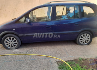 Opel Zafira Diesel Automatique 2003 à Casablanca