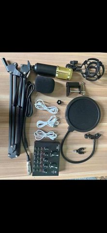 ميكروفون BM800 و كارت صوت v8