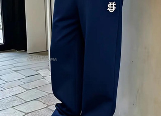 Pantalon jogger très beau style