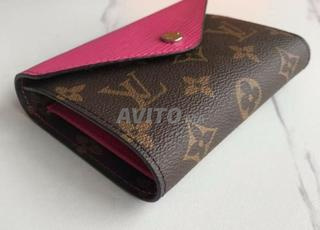 محفظة أنيقة لوي فيتون LV7327