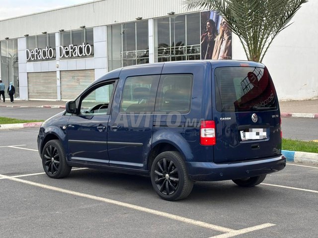 فولكس فاجن كادي ديزل يدوي 2010 في القنيطرة