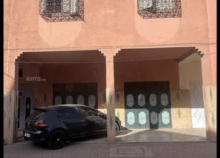 R plus 2 à 2 minutes de l’aeroport Menara (Mhamid)