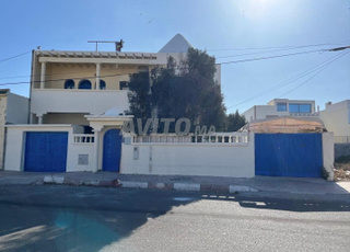 A vendre Maison Titree pas loin de la plage