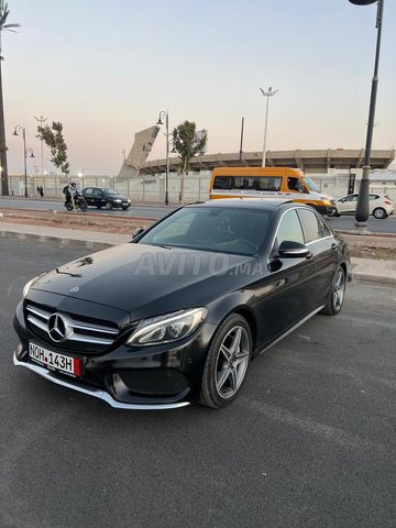 مرسيدس بنز الفئة سي 220 باك AMG