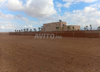 Terrain à vendre. Super 30000m. Route de Casa 12km