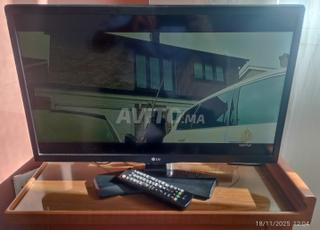 تلفزيون إل جي، 24 بوصة، في حالة جيدة