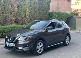 نيسان قاشقاي