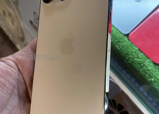 Iphone 13 pro Max 256g Gold oficiel 89/Batrie