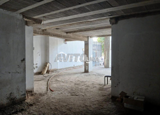 Local commercial de 156 m² à Casablanca