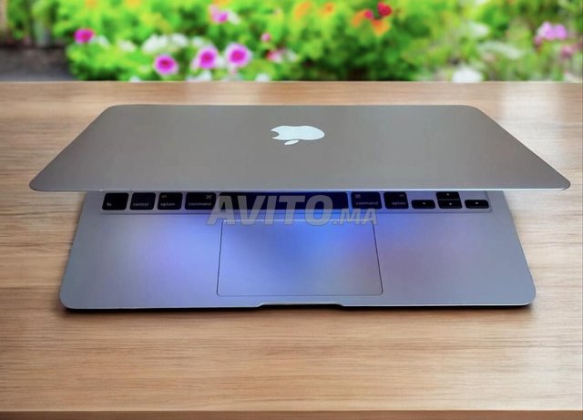 PC PORTABLE MACBOOK AIR