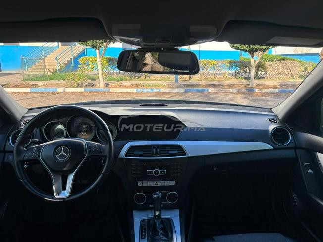 Mercedes-Benz 220 Diesel Automatique 2012 à Agadir