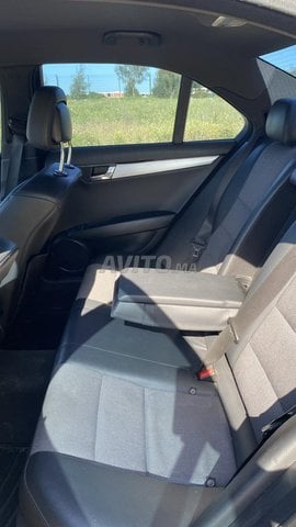 مرسيدس الفئة سي 2010 ded 2014