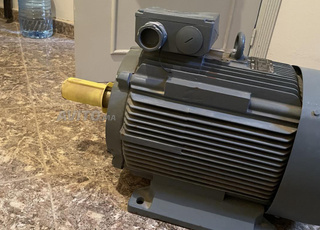 à débattre moteur asynchrone