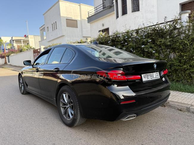 BMW Série 5  Modèle 2022 – Intérieur Tabac