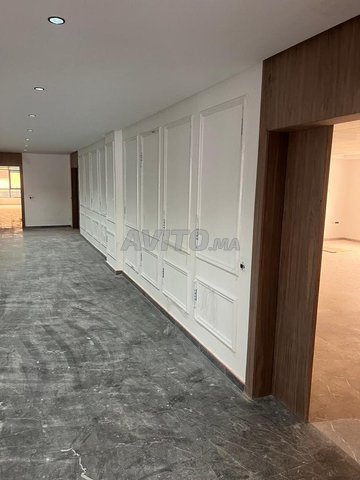 Immeuble de bureaux de standing à louer (1.400 m2)