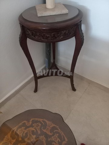 table en bois et bronze importée