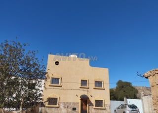 منزل للبيع في آلما