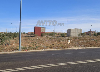 lot 330m 3 fasades les kamar