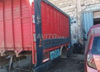 هيكل سيارة للبيع