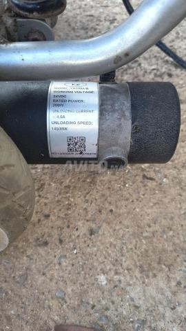 Chaise roulante électrique - كرسي متحرك - 2