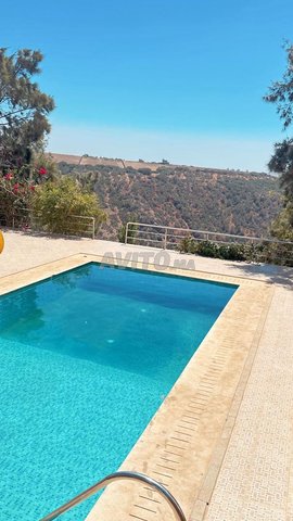 ferme villa avec piscine