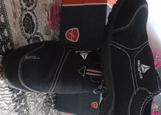 Chaussures de travail sécurité 42.5