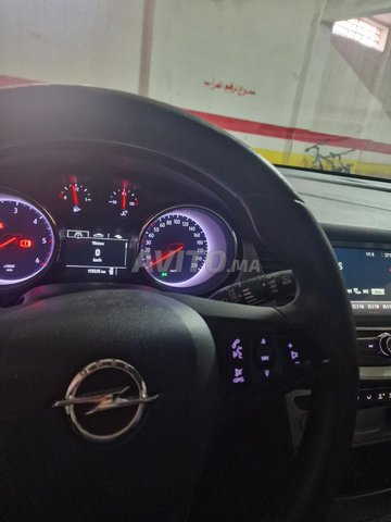 Opel Astra Diesel Manuelle 2020 à Casablanca