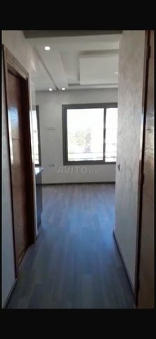 استوديو للإيجار فارغ 4700 درهم ريفيرا