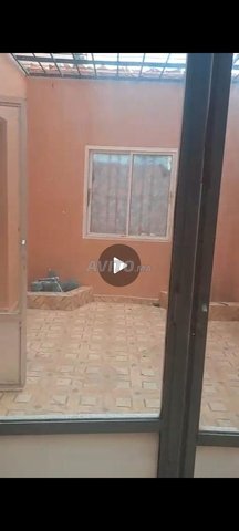 Appartement à tamnsourt rez de chaussée 80 m.