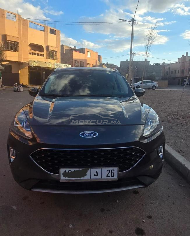 ford kuga 1ier main état neuf jamais exident 