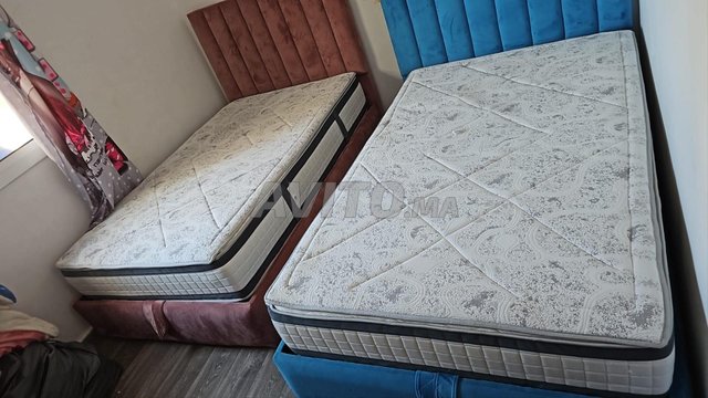2 سرير للبيع