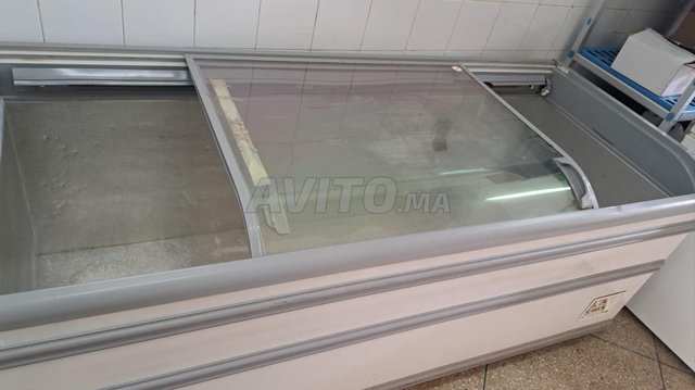 مجمد زجاجي 530 لتر - أبيض - عمودي -18 درجة