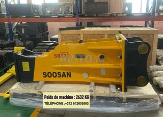 سوسان مطرقة