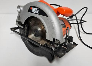 منشار دائري بلاك اند ديكر