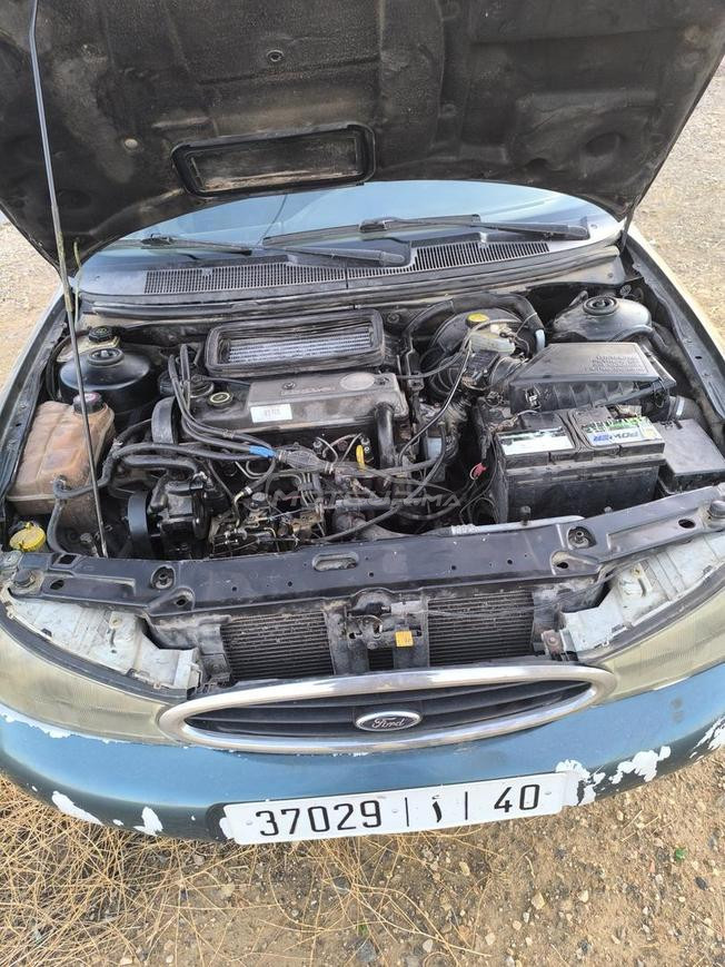 Ford Mondeo Diesel Manuelle 2000 à Mrir't