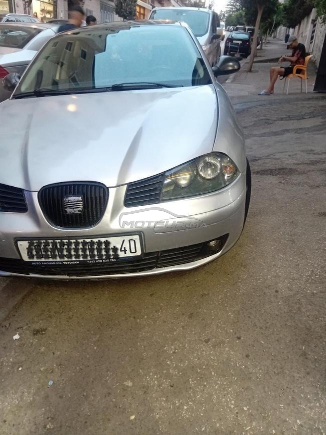 Seat Ibiza Essence Manuelle 2004 à Tanger