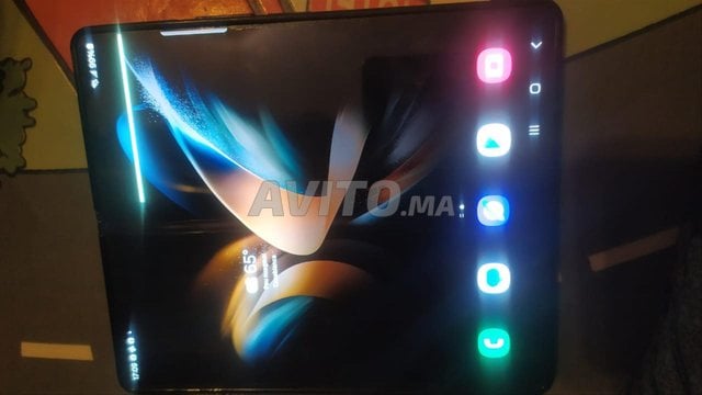 Samsung Z Fold 4