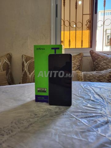 Infinix hote 30 128Gb 8Ram