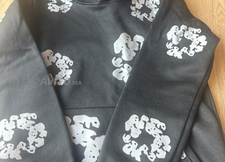 سويت بقلنسوة عصري