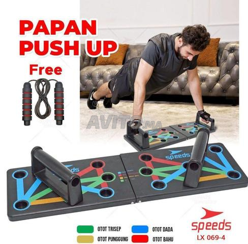 Planche de pompes pliable (Foldable Push Up Board) - 2
