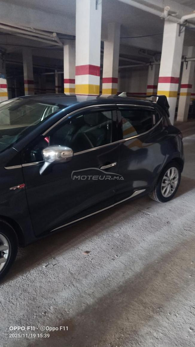  Clio 4 automatique très bonne état renault 
