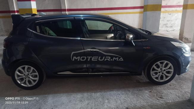  Clio 4 automatique très bonne état renault 