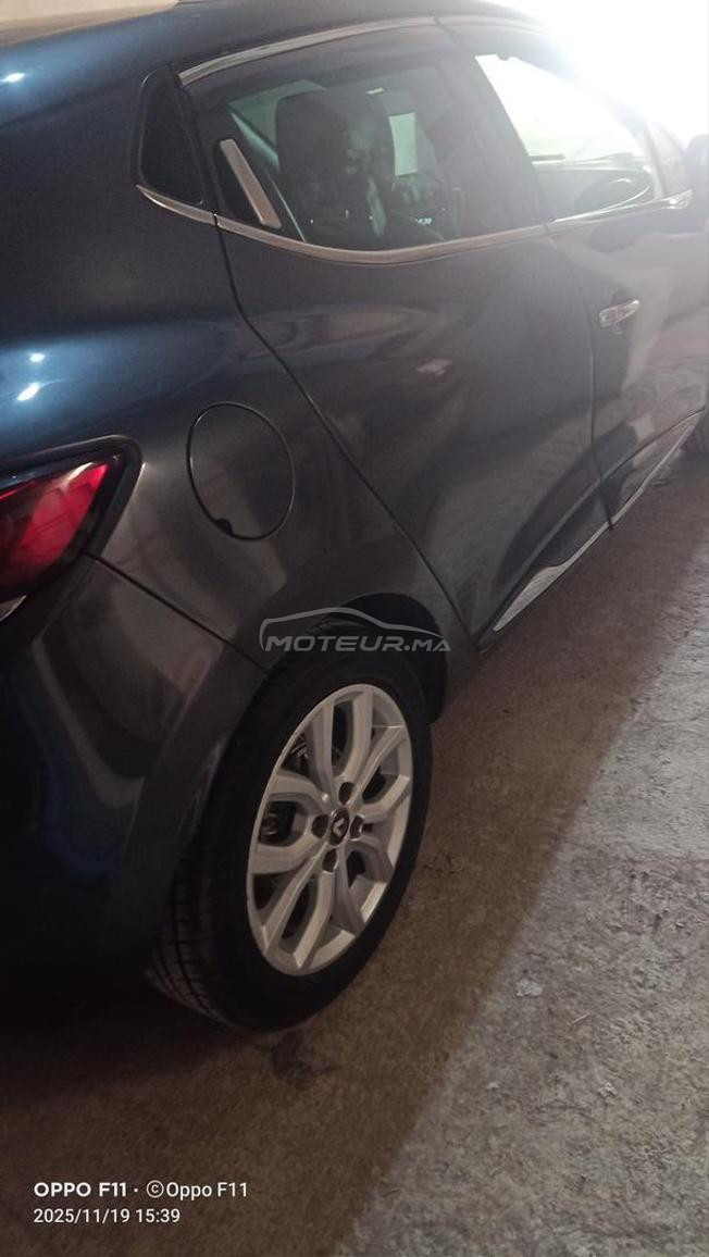  Clio 4 automatique très bonne état renault 