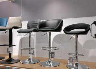 Tabouret / Taborie – Siège Pratique et Polyvalent