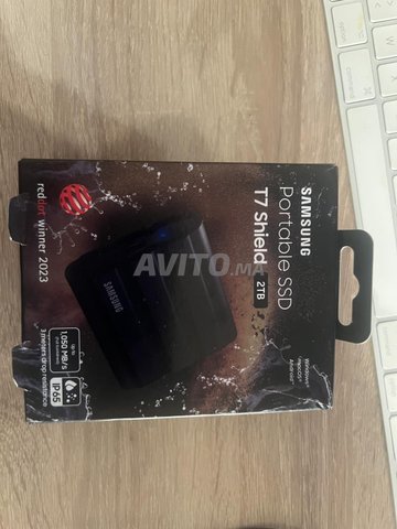 Samsung portable SSD T7 shield 2TB