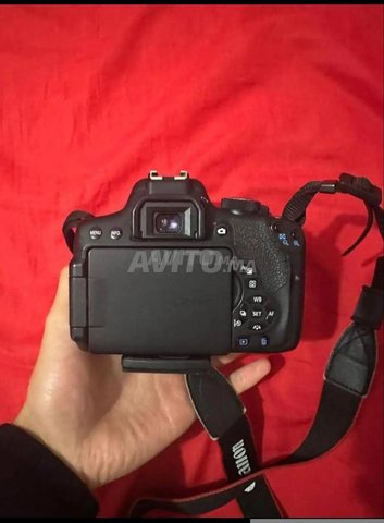 كاميرا كانون