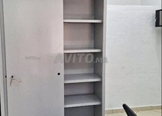 Armoire Métallique – Rangement Robuste et Sécurisé