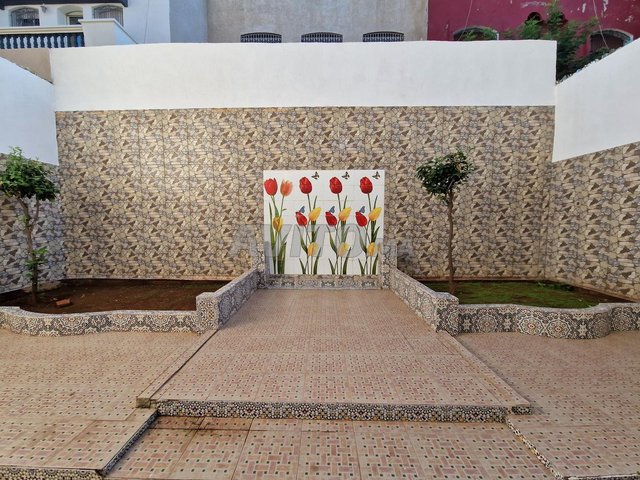 فيلا 250م للبيع hadika